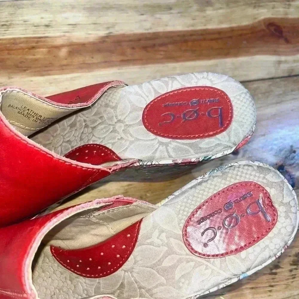 B.O.C RED LEATHER WITH FLOWER CORK WEDGE SLIP ON SANDALS Y2K